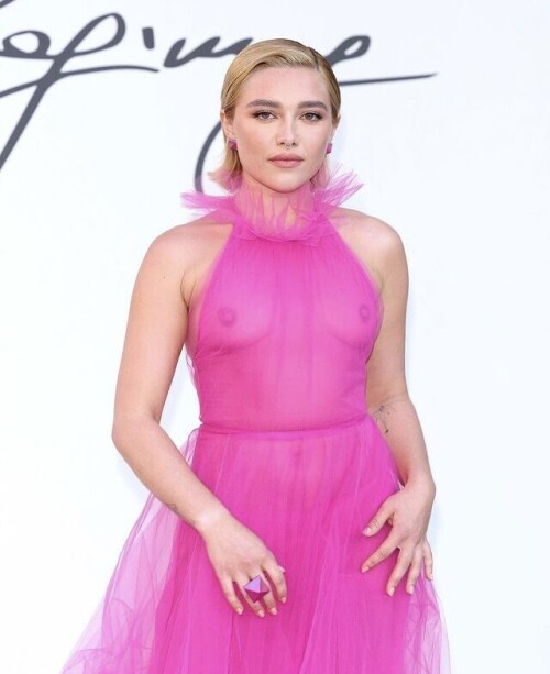 Florence Pugh R05688a95b626af83f79