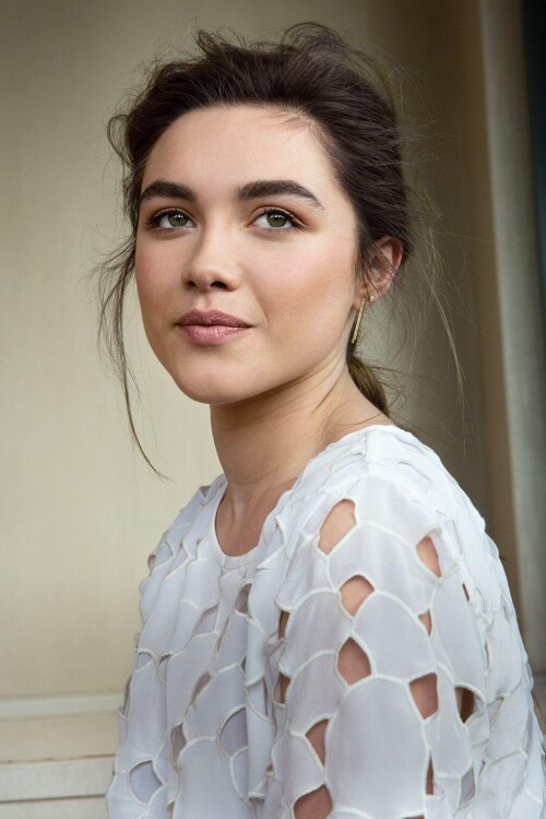Florence Pugh R080636f43ca6859d035