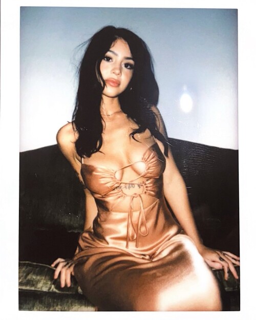 FmsiaQ7aYAAb nI63312baaa60ed5db