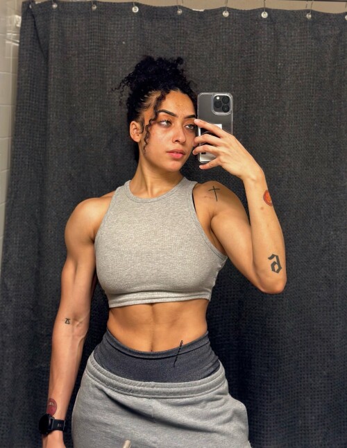 Fnwdb3FWYAIYwFub791be1c6d399aea