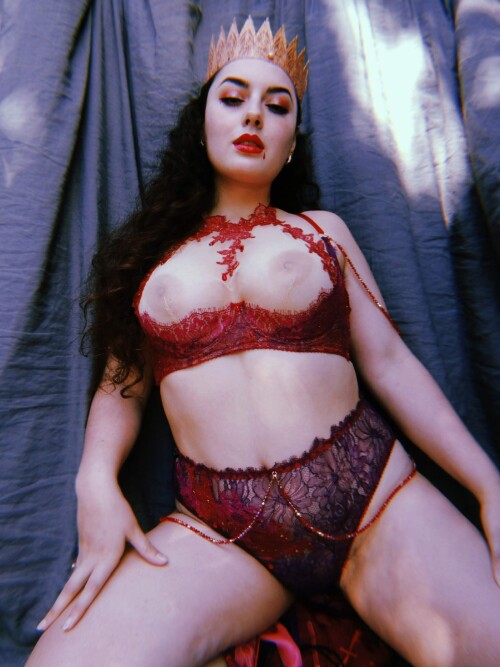 Fr7evWIakAA98ID32f8c9002a0c7f06