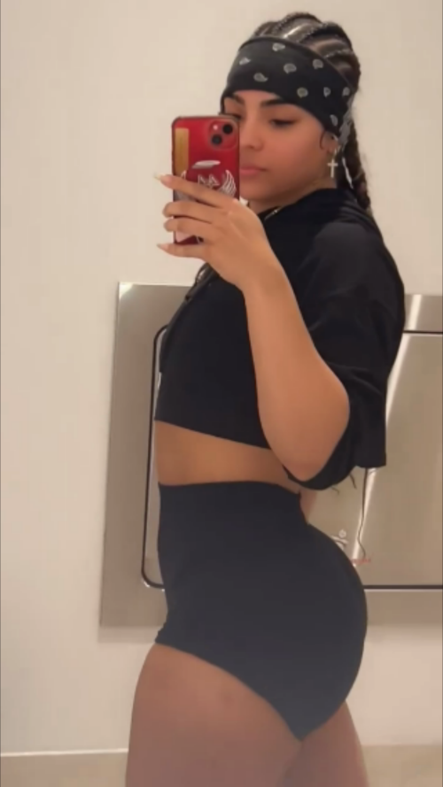 Frame-00051f842a3df686f4a1e