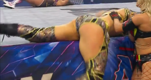 Frame-18544383910e042fa9e1e