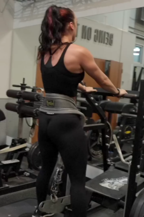 Frame-575060189e11ce22bb4c3