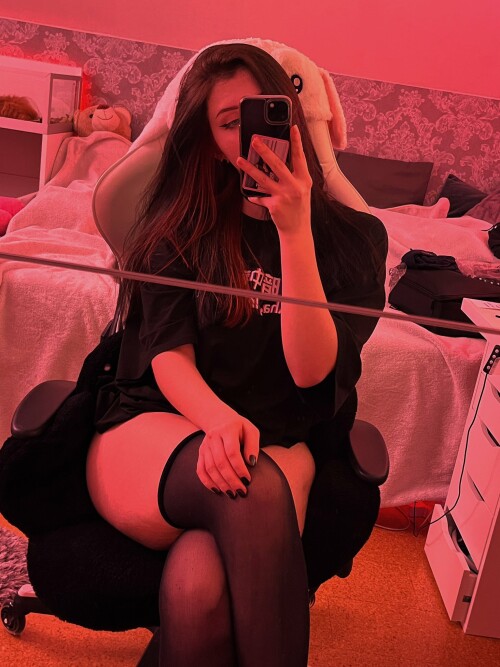 FsjXuEBXgAAlTJKf9fb843a15b59c0c