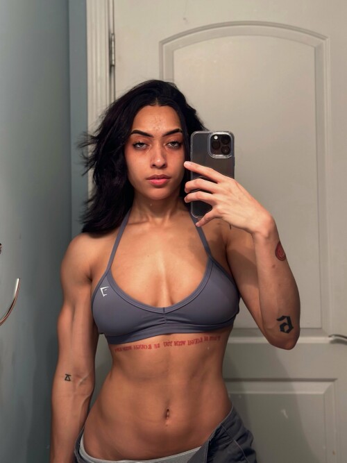 FtSkikrXgAEgkZib23722c05e58d33c