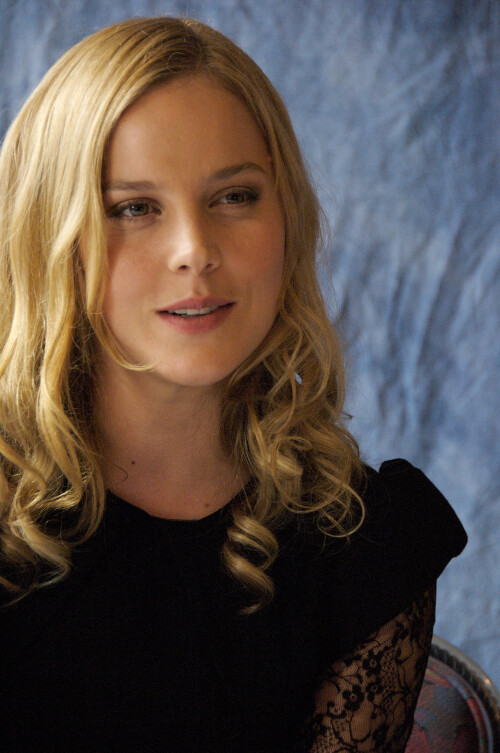 Abbie Cornish