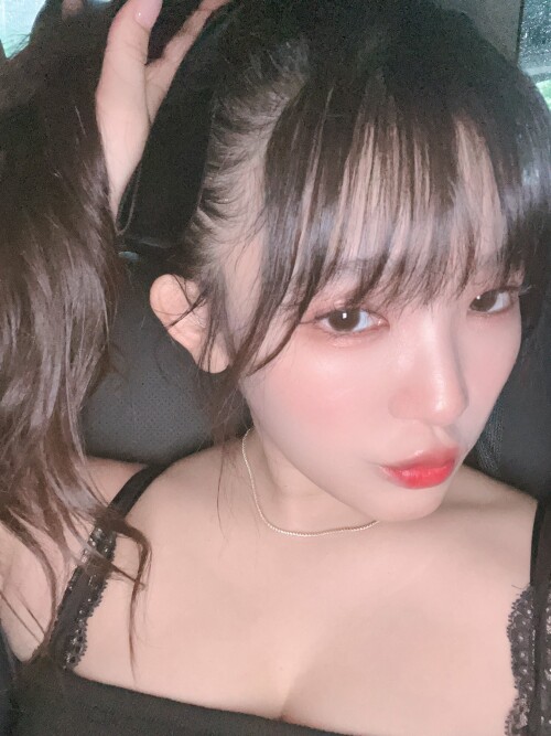 Fz84BJKaAAA13Ubd6e02bb4a3a400a7