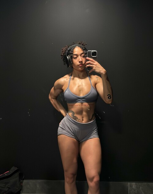 FzeOndAaIAAxWEo7971838b71f37a42