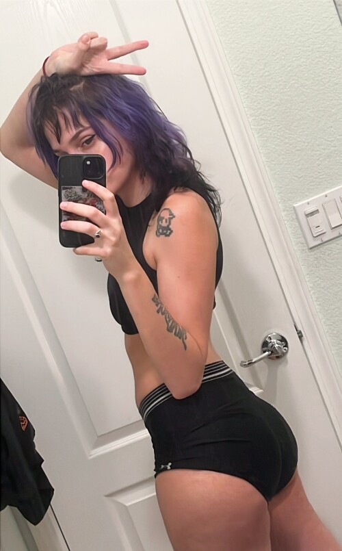 G09THVeagAAD tCc83cd2e300242caf