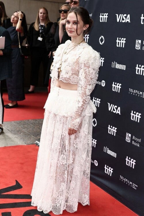 G0PcoA1WwAA0crY000607a862b90b48