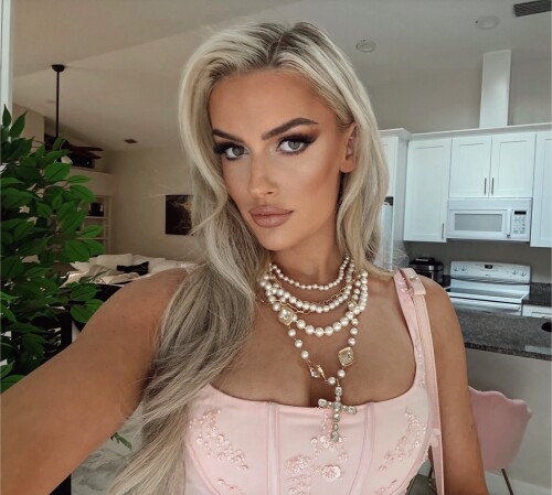 G1UJ57LXkAAr8eh48904678cabf04a5