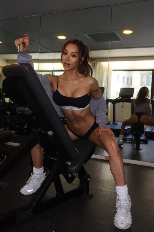 G1tGlvCXEAA3zDWc0aca5b6aa98e5cd