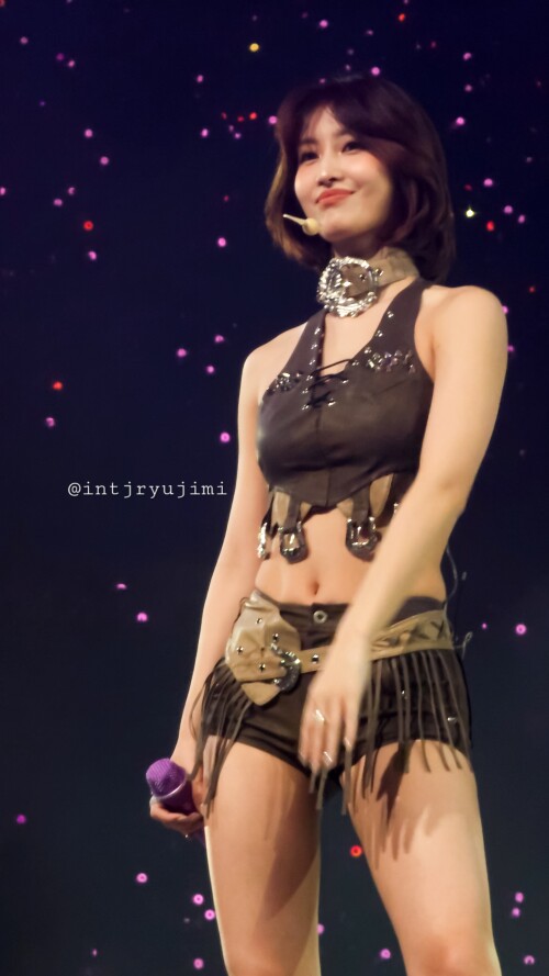 G29AzdVbUAAnVZz56e826f8c70a474b