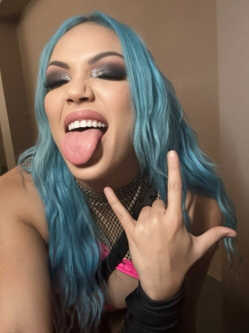 GA2z1BNaYAAoYRS2af3ba58498b7f01