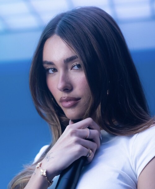 GANbtqjWgAAarJod8be2d264a5f810f