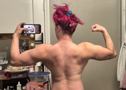 GB catobcAAxHbg320aa079d7e05037