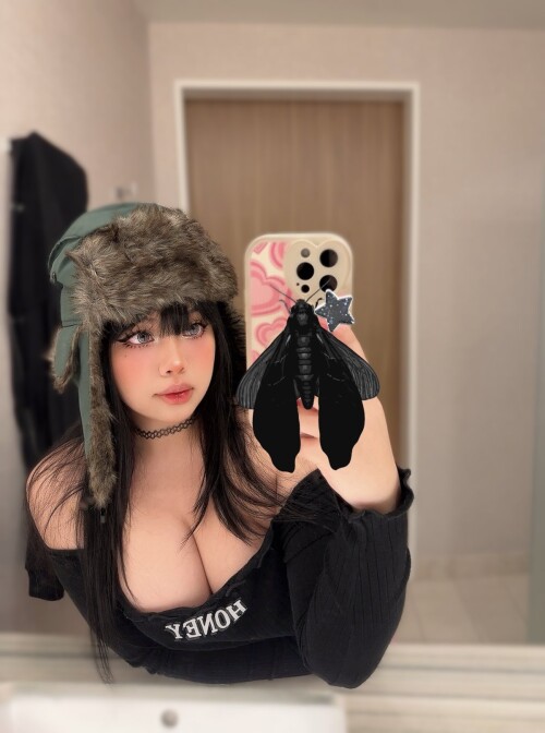 GCuhFZXW4AAcqL383f209a134adbdcc