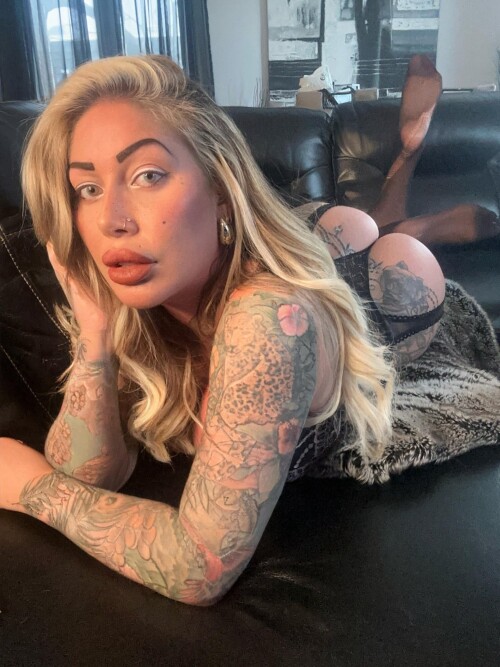 GD6RA8MXkAAXK C2b09d63d859d1b05