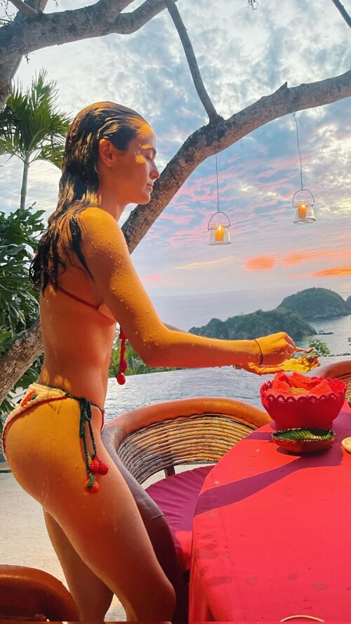 GDIHKYyWMAAq82A82f18082f519c9ff