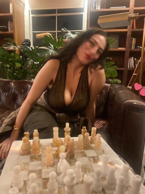 GF3pp40bgAAE1CF9fcf067dad785c63