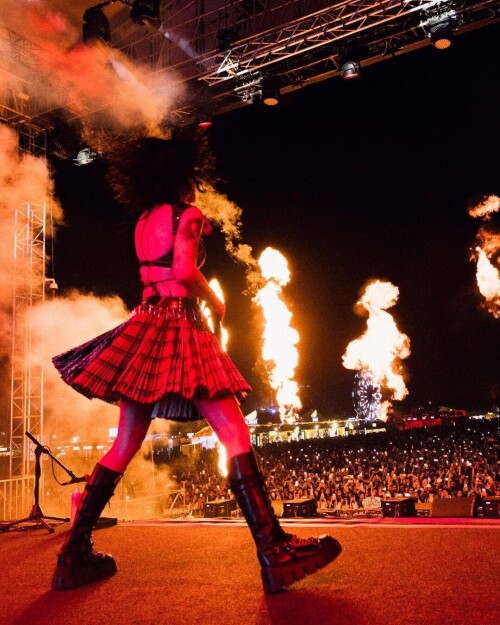 GFBTH7OWIAAs6ux0841699738be54a2