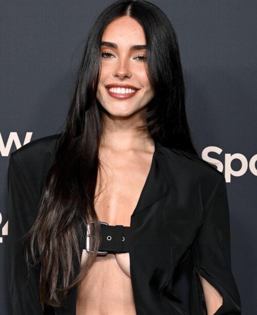 GFUASz6XMAAEkjC67d24263f7ab78fd