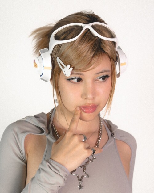 GGKT3 7bYAA1lcU9f4723d25d775726