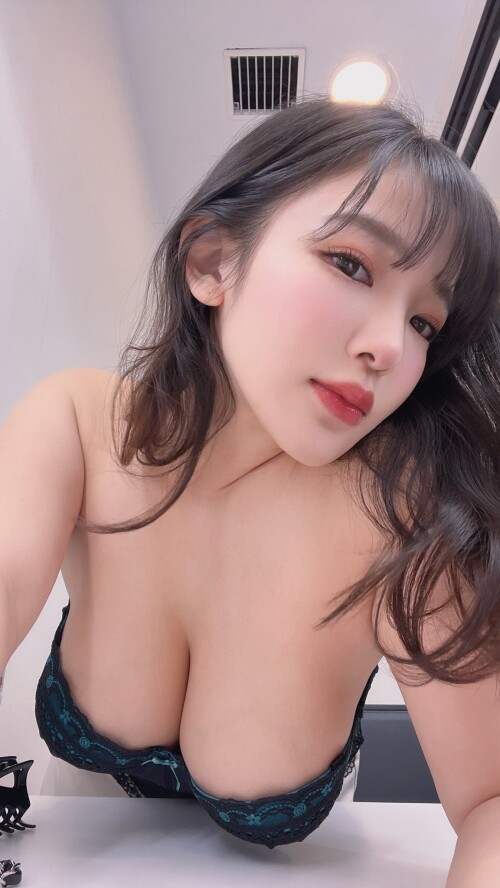 GHhMvxhacAIgWcye6199462e12d763d