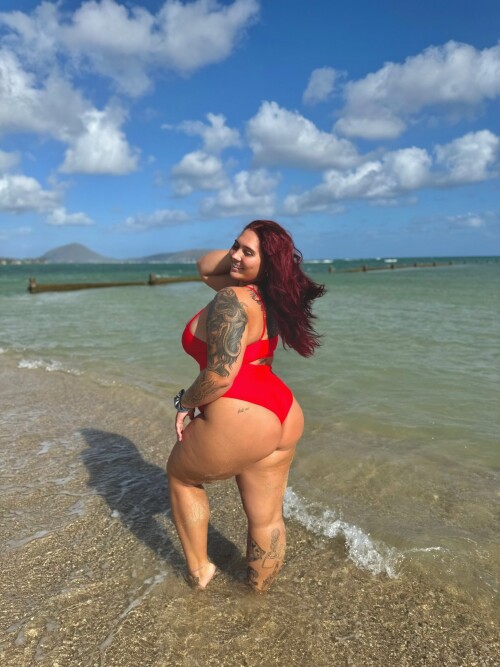 GHuxxqzacAAiBYB.jpg large78cdeee5d6759b1f