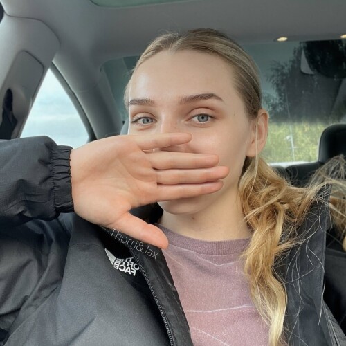 GIenVrTW8AAZY3p Kopie18ebd978e810e130