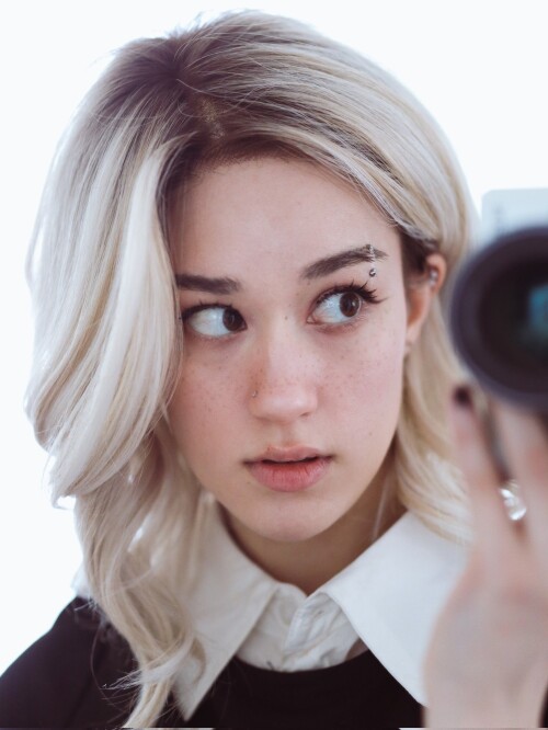 GIgmGthbsAAWyJG374c7bce364d7d53