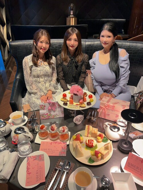 GJQ9cXqbMAAfE2u7d5d6e006d50f215