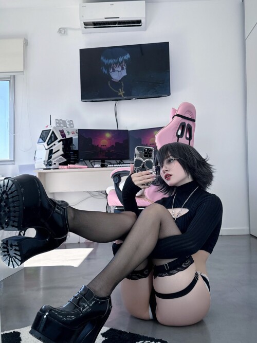 GKcJCYbXsAA atO9223d96a54547082