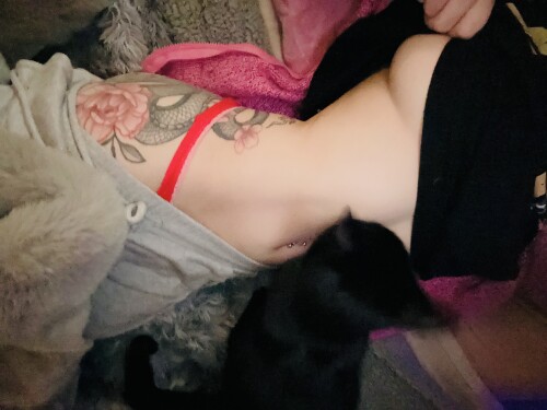 GKnTAdCWUAA4dVy429c7be7a05c2891a567ad511aa01b6f