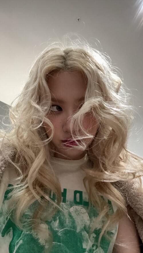 GKt0A6EXEAE49ls002958f97ab41729