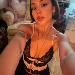 GL-q2IHawAAoTmdc9b2d789752192fb325a65af1f01cefd