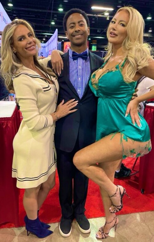 GLGG4ayXsAAqIvT6ae163d550403b8b