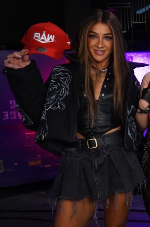 GMYToTSWIAAx6Ru38b94c5e4bdef55c