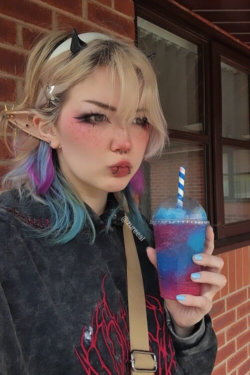 GNOYVPgW8AEORwq290b5bd3737047db