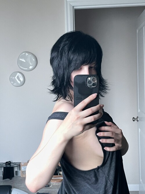 GNQ8AmLaoAA4DUVd4243b03338d9da9