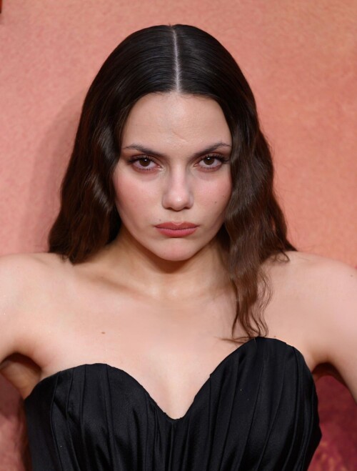 GOs0xoyWUAAhCRme28ce17e6bc39079