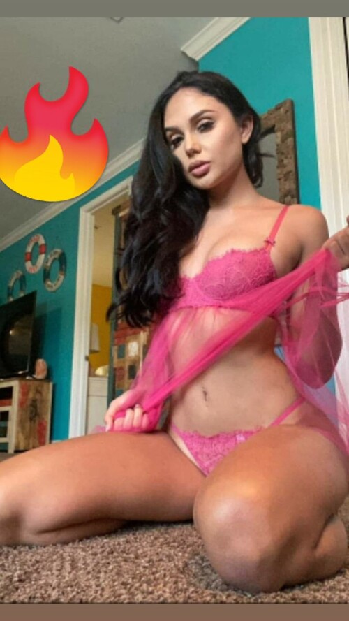 GOuU 0ss.jpg mediumcdab5f24d76900e7