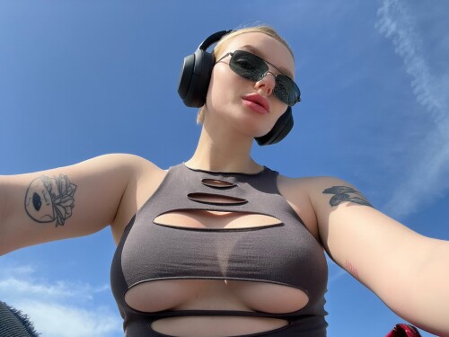 GPja2NvWIAAQYWl4b8920f31b0dc742