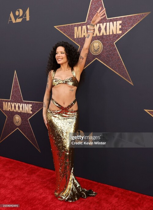 GQ4l SBXEAAtB0M3656df7a6cad0321