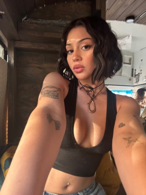 GQ5FPyQbwAEBVsz408efd41ff9e5a17