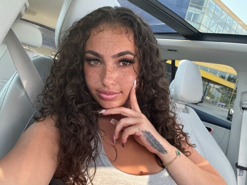 GRHWtH1WUAEKM2d689923f6d0c24141