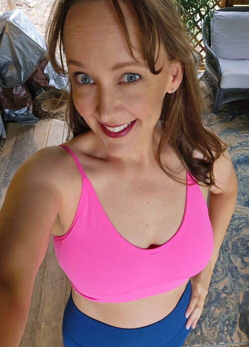 GTqcSh7XoAAjoc eb04642b9e1b7fbb