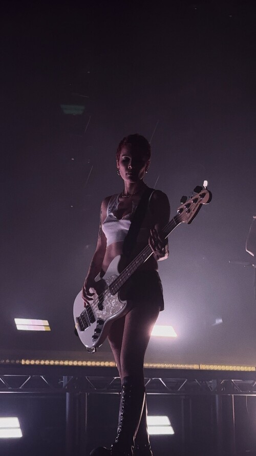 GU d8P9WoAA266f0836afaba0148943