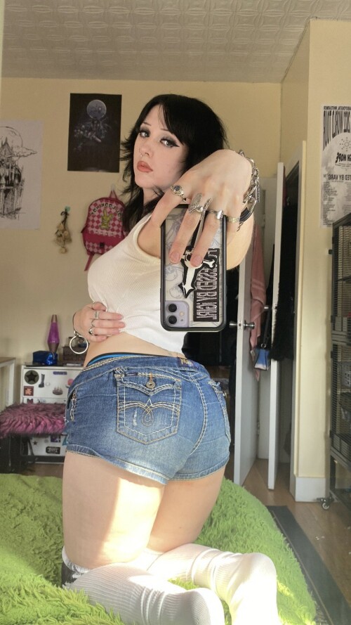 GUFr97 WEAA f s15c72c4585aca1ff